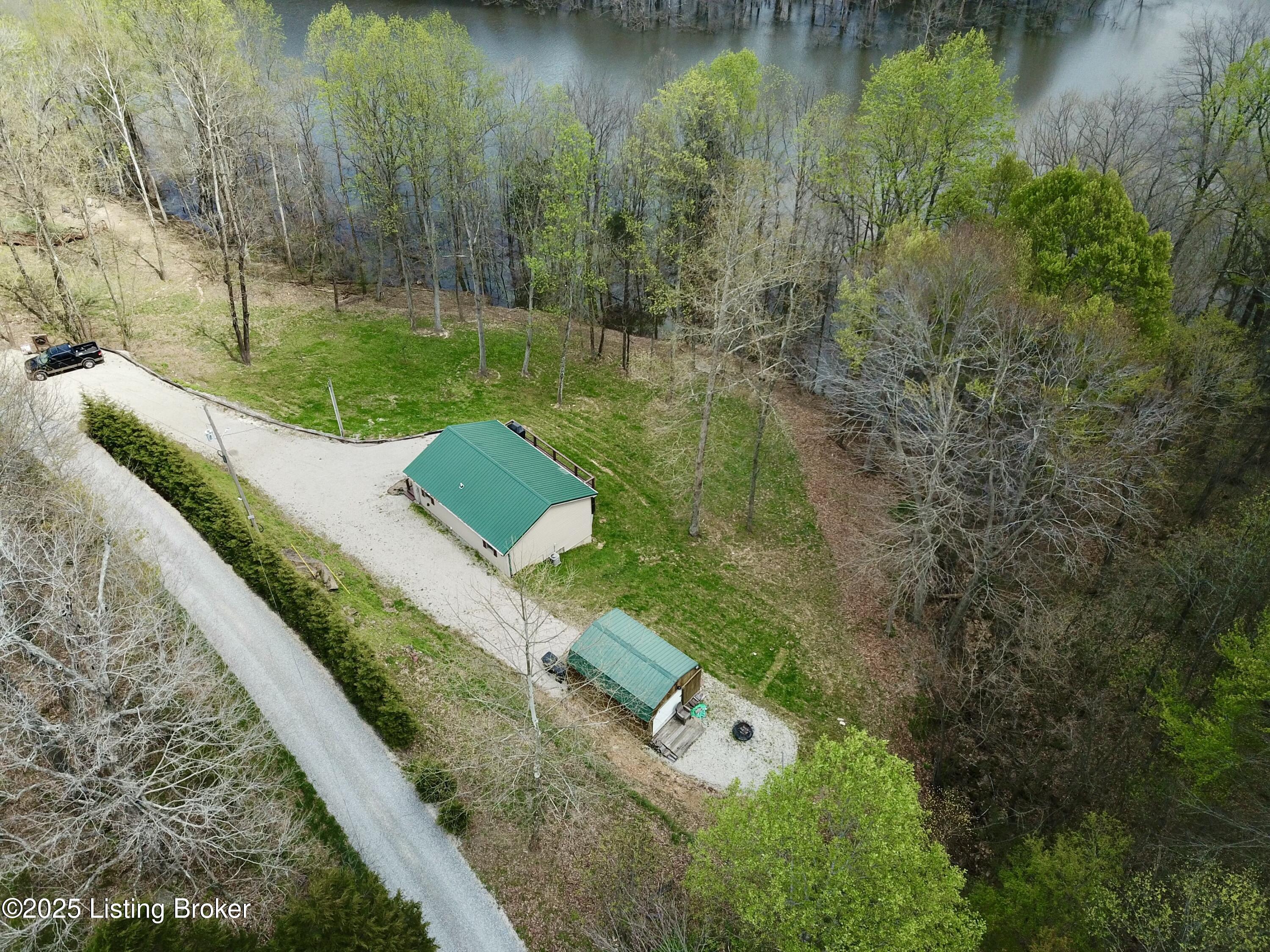 438 Whippoorwill Cove Ln, Westview, Pennsylvania image 44
