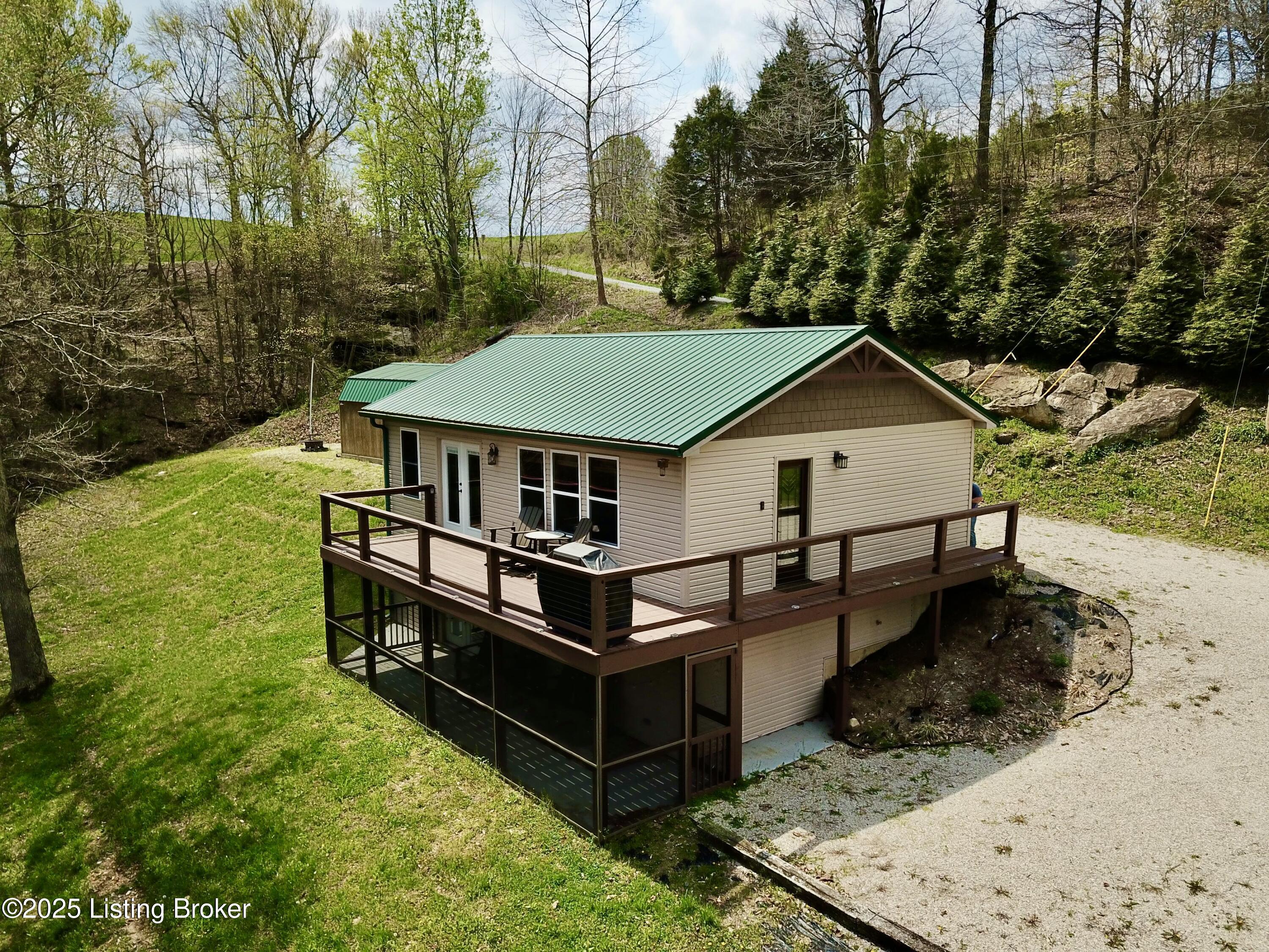 438 Whippoorwill Cove Ln, Westview, Pennsylvania image 41