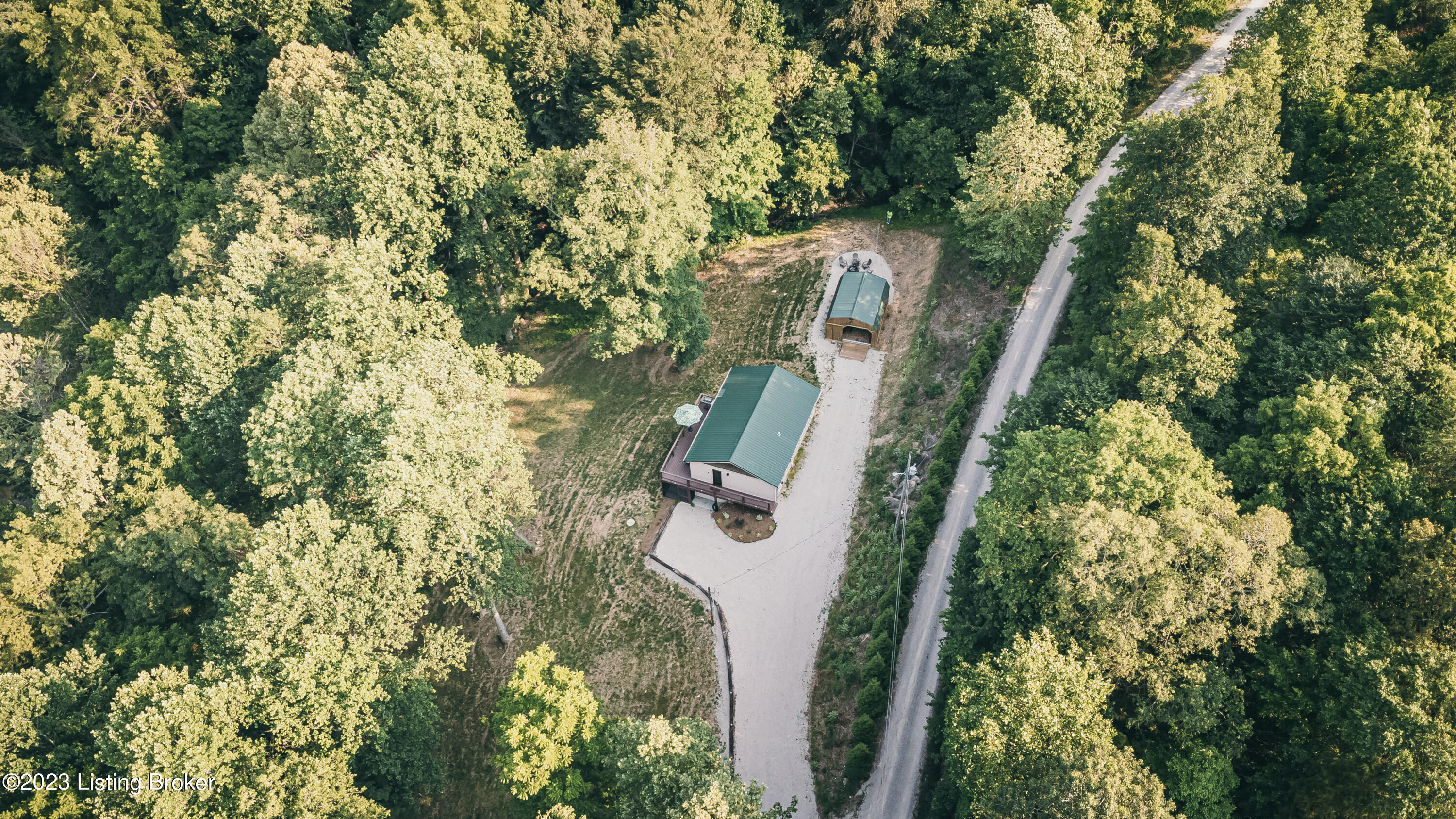 438 Whippoorwill Cove Ln, Westview, Pennsylvania image 38