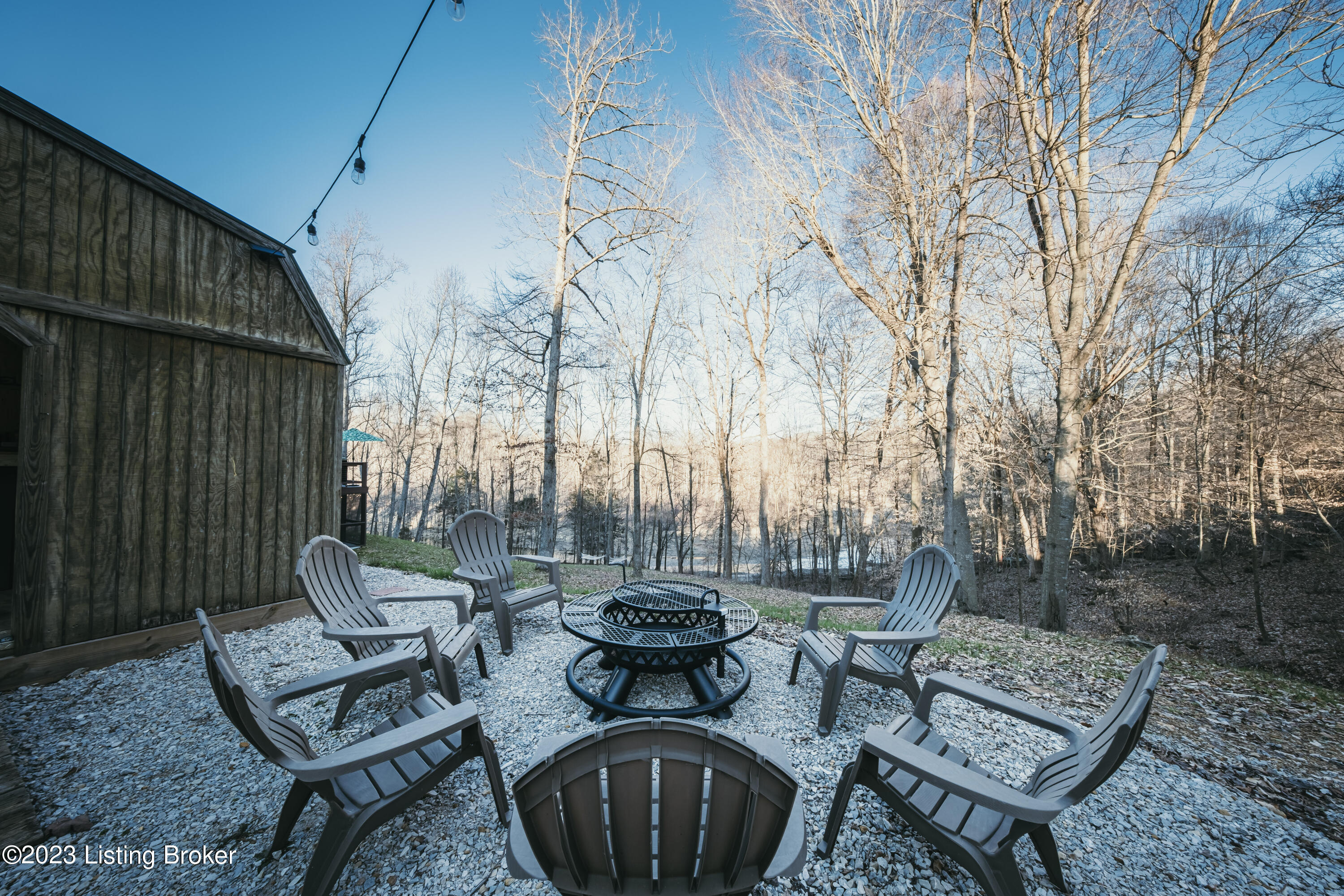 438 Whippoorwill Cove Ln, Westview, Pennsylvania image 37