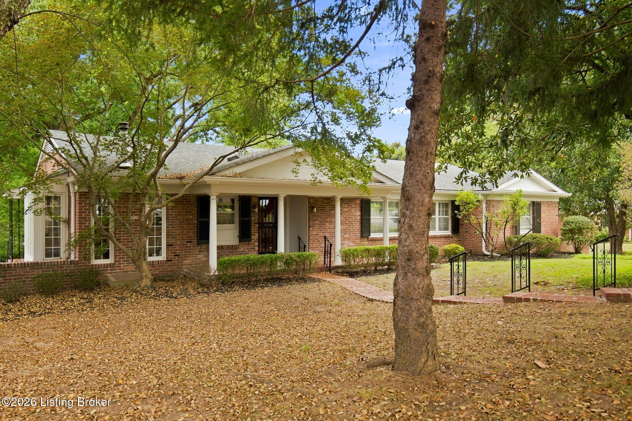 5204 Tomahawk Rd