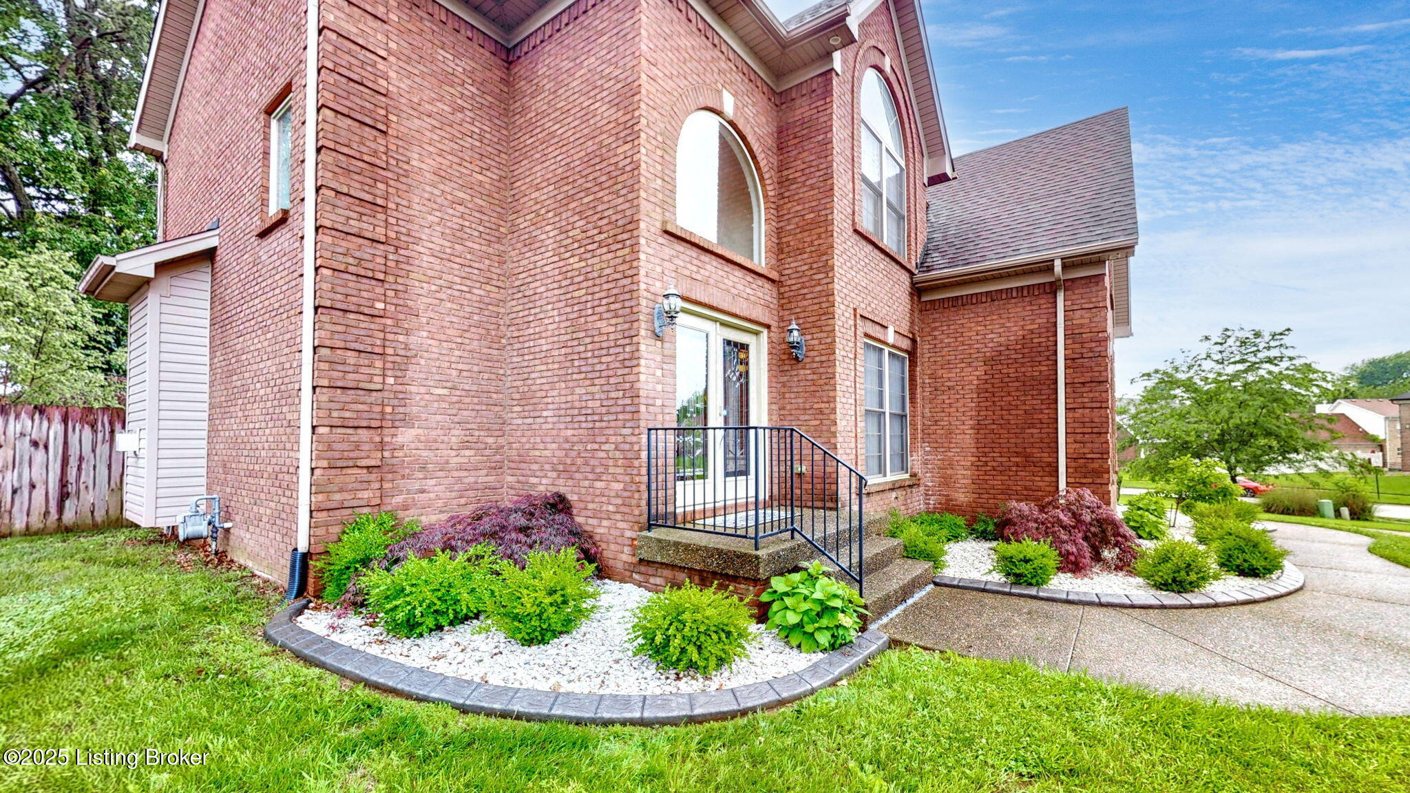 6306 Saskatchewan Dr, Louisville, Kentucky image 5