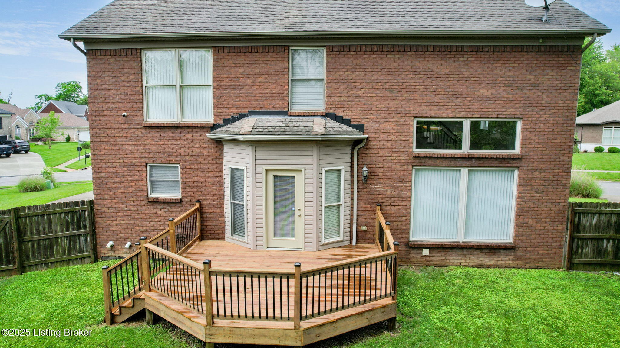 6306 Saskatchewan Dr, Louisville, Kentucky image 8