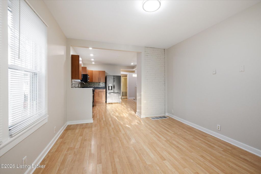 Photo of 1043 Wetterau Ave, Louisville, KY 40217 (MLS # 1706954)