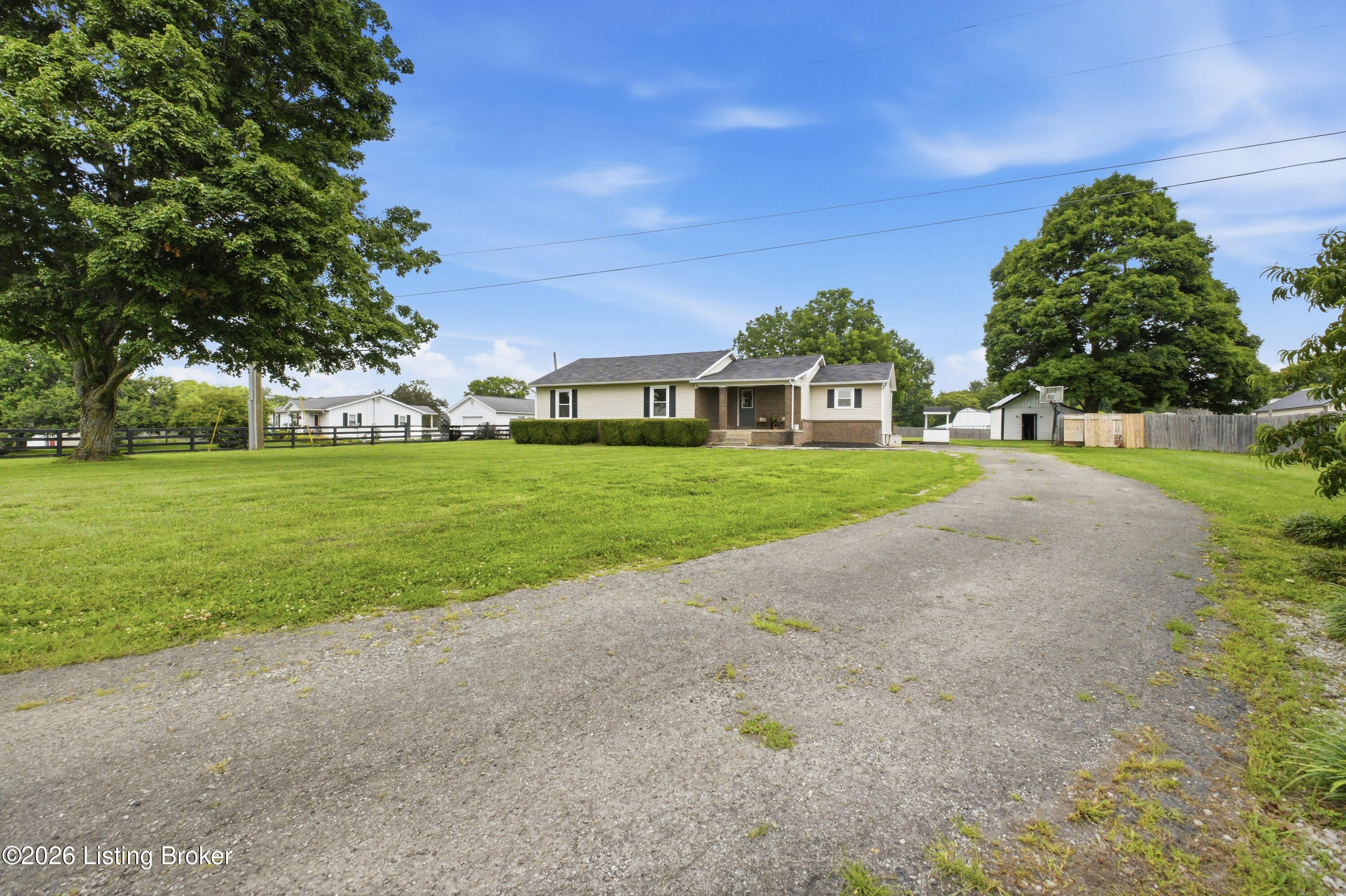 601 John Henry Rd