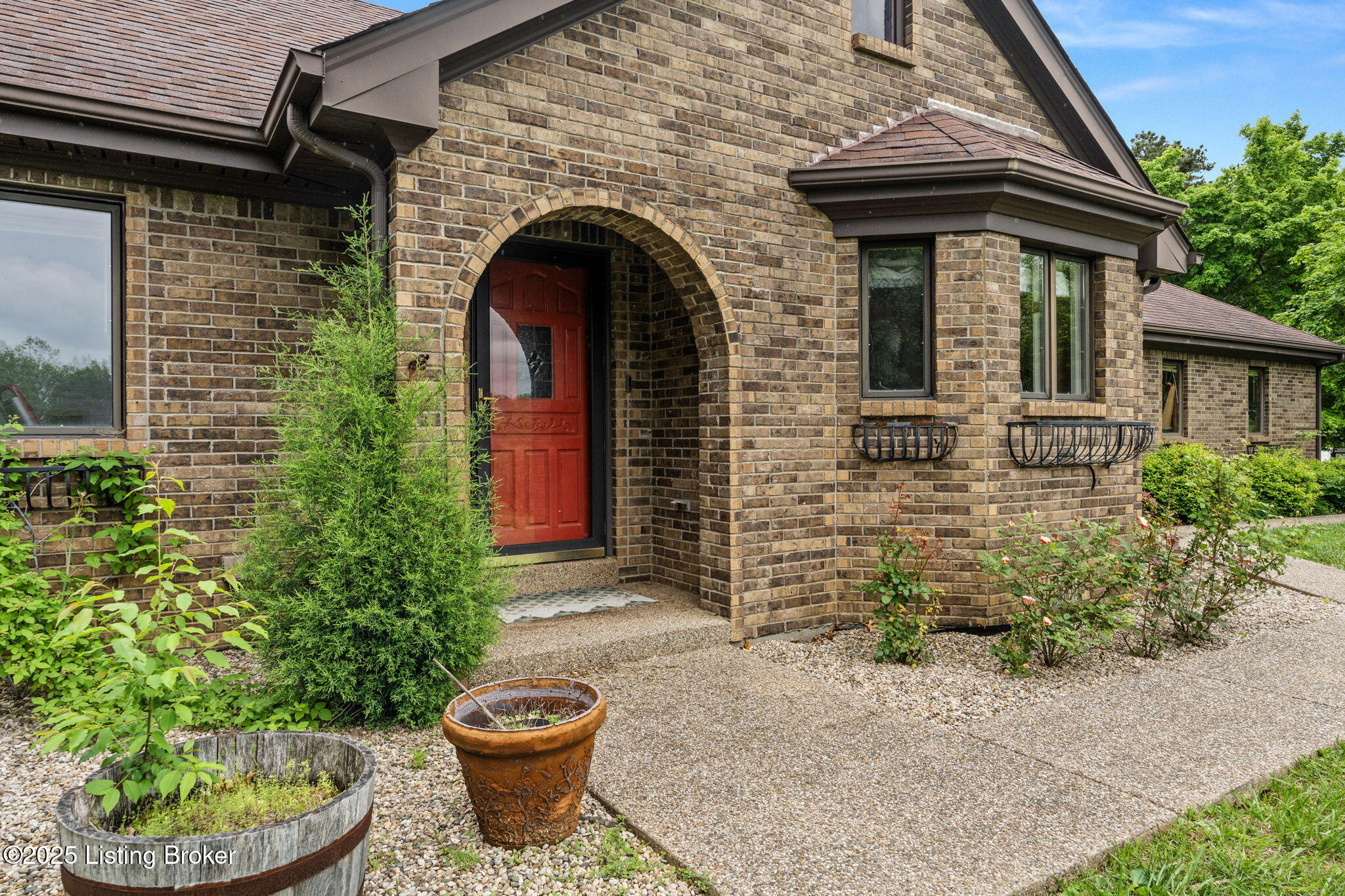 1093 W Bryan Rd, Elizabethtown, Pennsylvania image 4