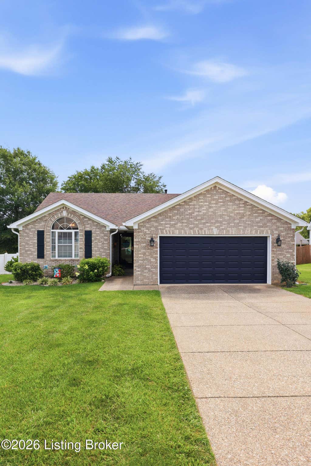 Photo of 585 Deer Park Way, Mt Washington, KY 40047 (MLS # 1723760)