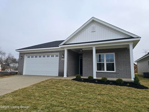 Photo of 4417 Lochridge Pkwy, Jeffersontown, KY 40299 (MLS # 1709983)