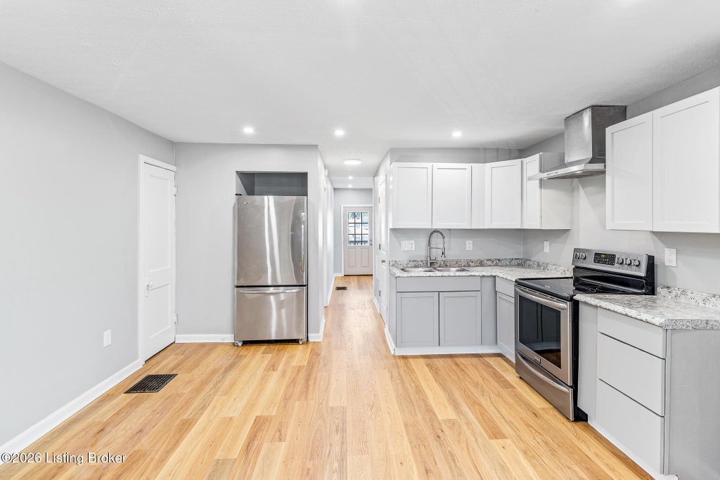 Photo of 4009 W Main St, Louisville, KY 40212 (MLS # 1721759)