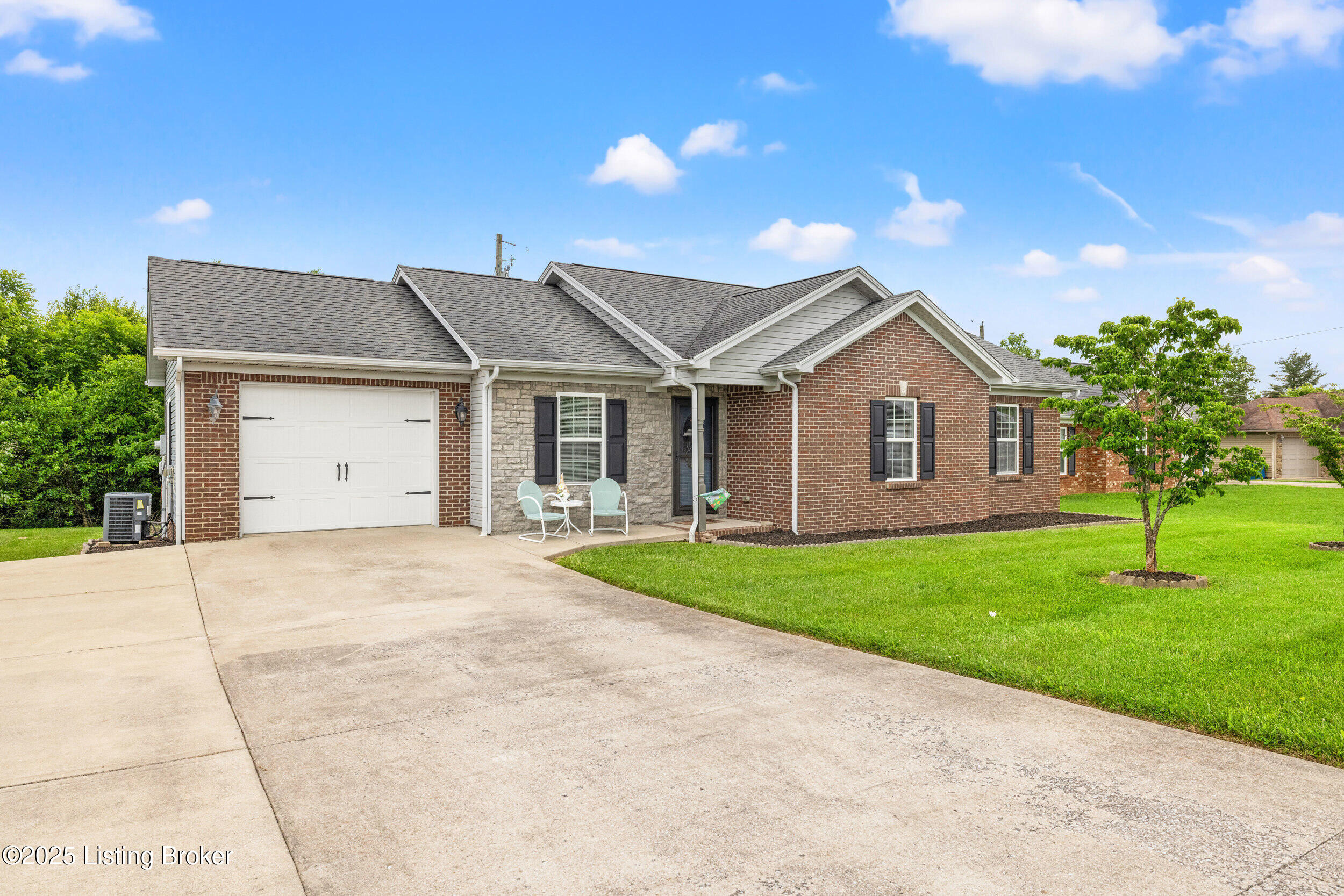 56 Ann Dr, Lawrenceburg, Pennsylvania image 2