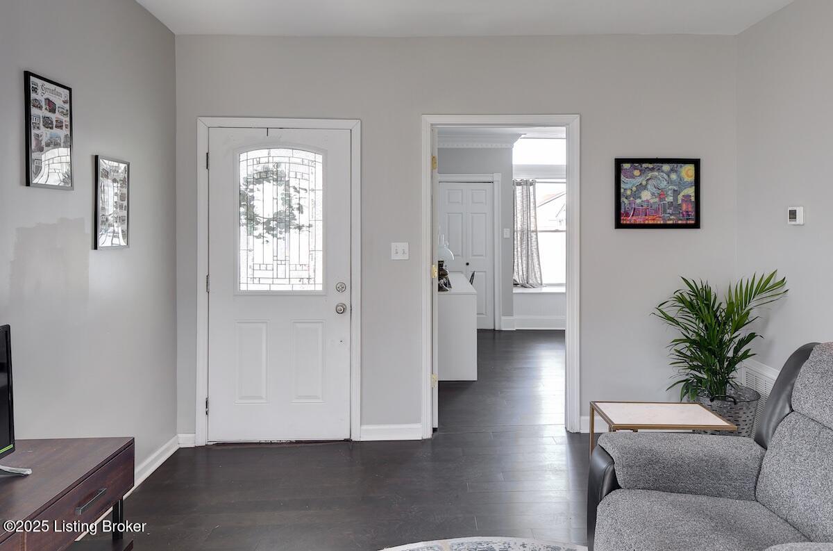 1517 Hoertz Ave, Louisville, Kentucky image 3