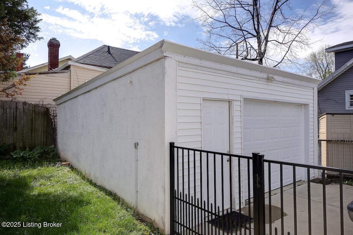1517 Hoertz Ave, Louisville, Kentucky image 17