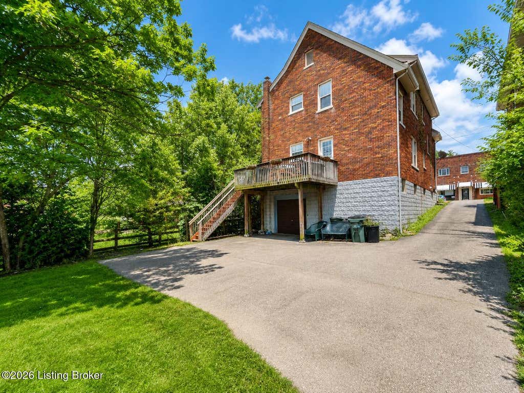 Photo of 831 N Ft Thomas Ave, Fort Thomas, KY 41075 (MLS # 1719485)