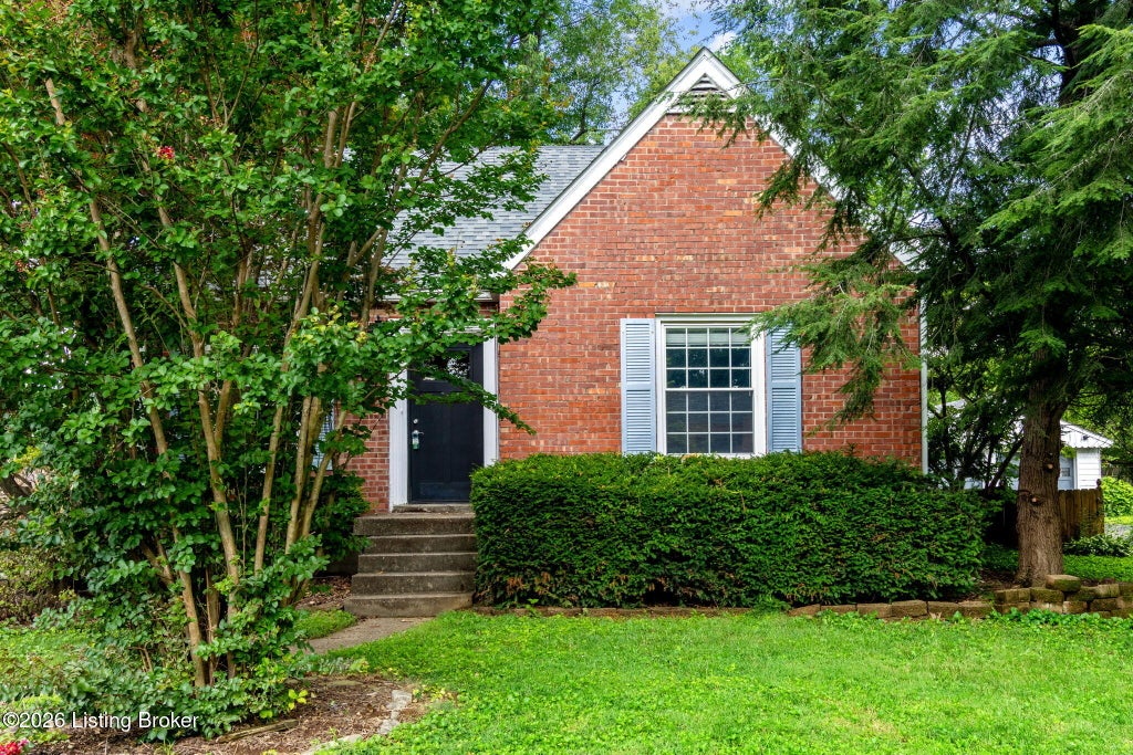 Photo of 4209 Alton Rd, Louisville, KY 40207 (MLS # 1728284)