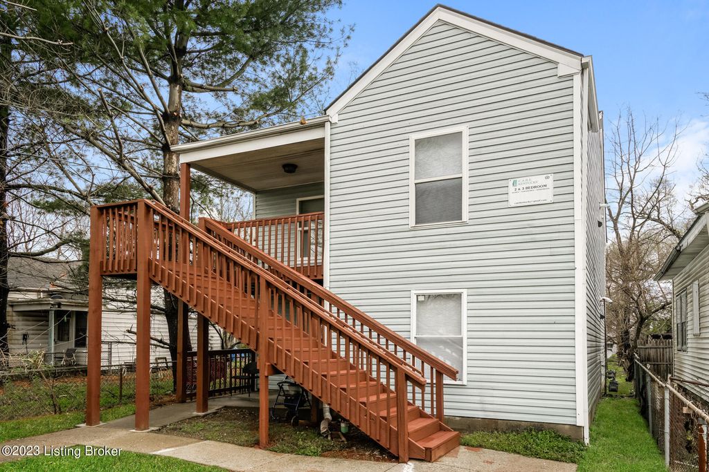 Photo of 2821 Rowan St #B, Louisville, KY 40212 (MLS # 1704329)