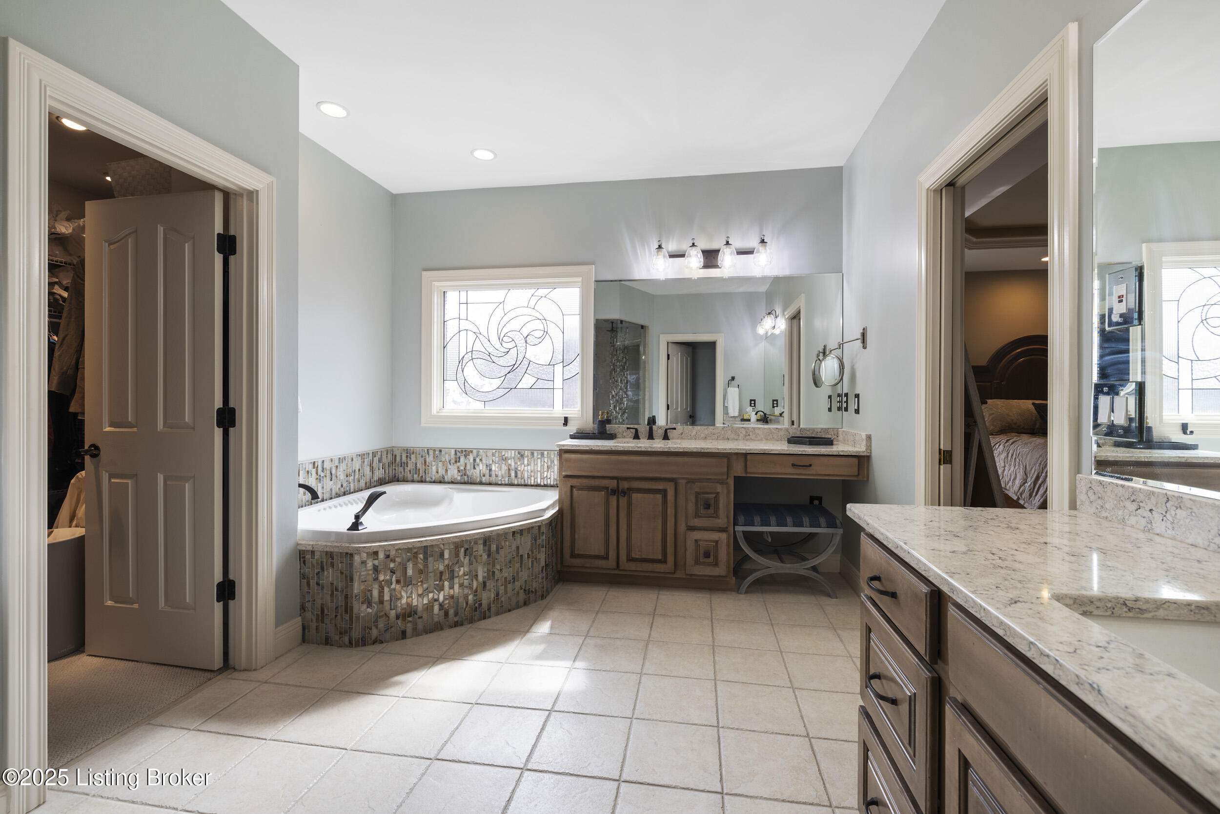 12206 Bridgeway Ct, Sellersburg, Indiana image 26