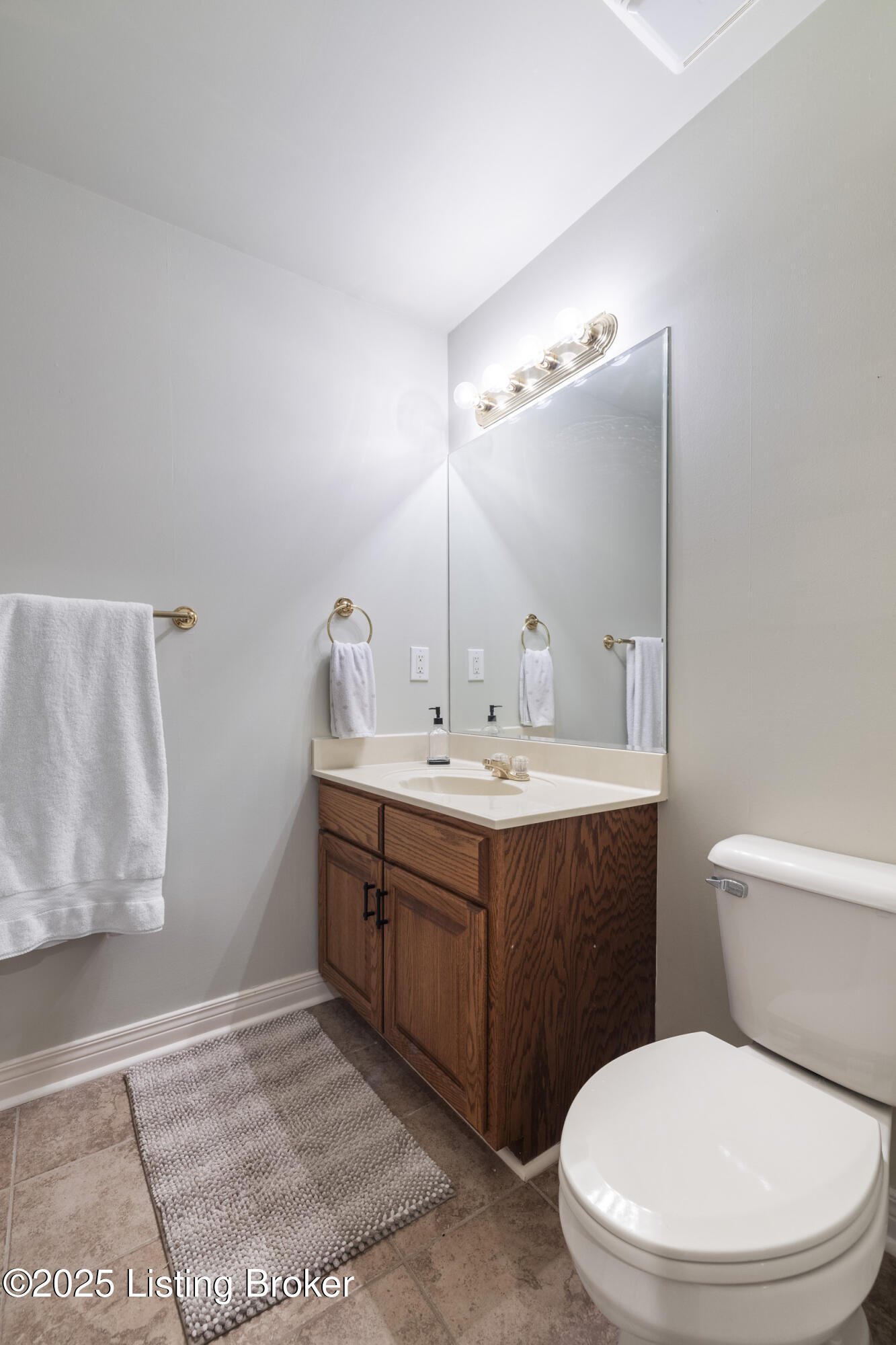 12206 Bridgeway Ct, Sellersburg, Indiana image 41