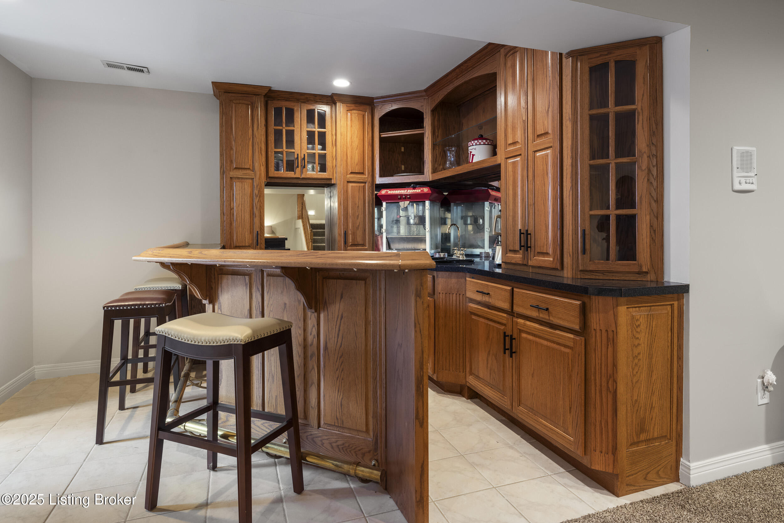 12206 Bridgeway Ct, Sellersburg, Indiana image 44