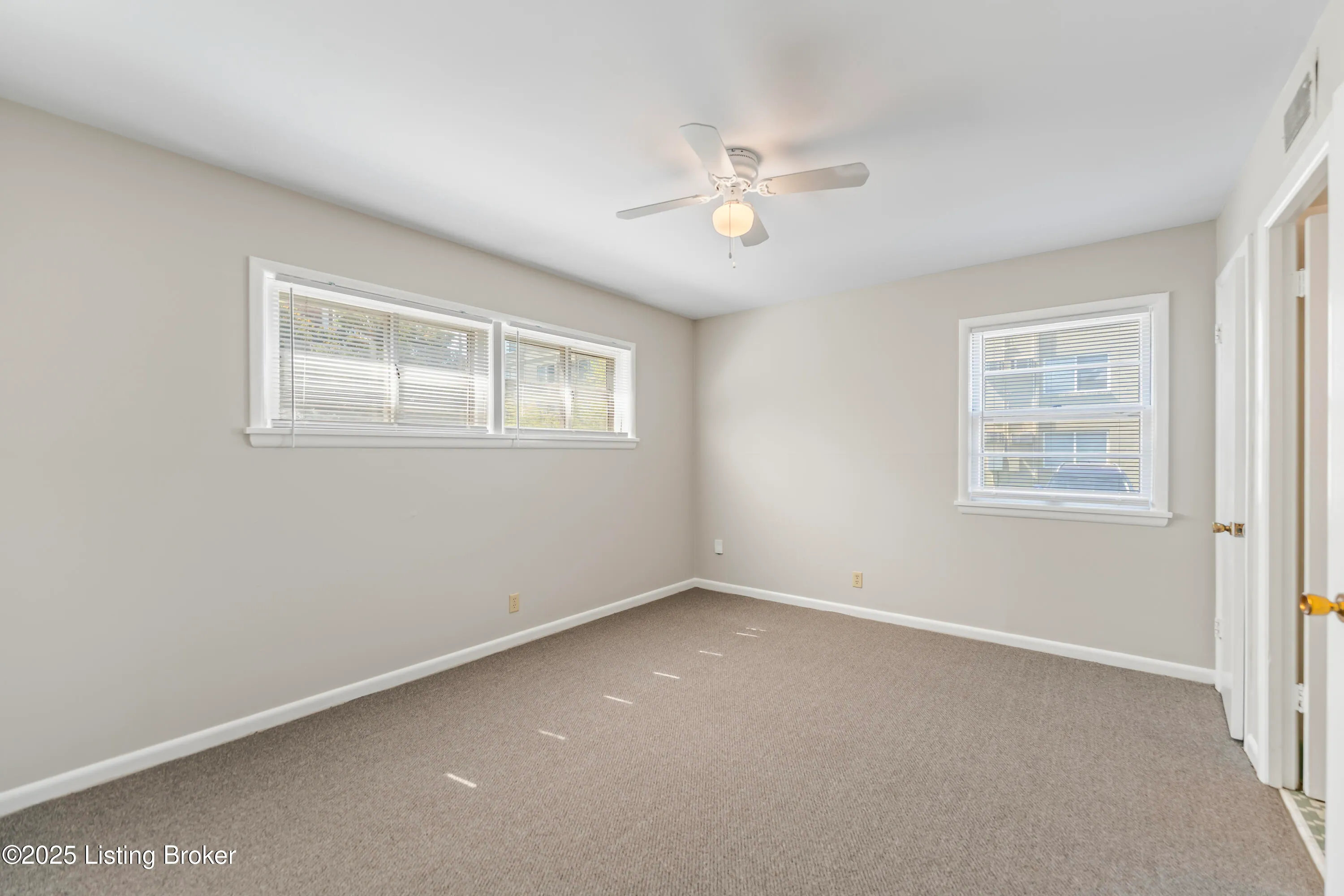 Louisville, Kentucky 40218, United States, 1 Bedroom Bedrooms, ,1 BathroomBathrooms,Residential,Active,101250