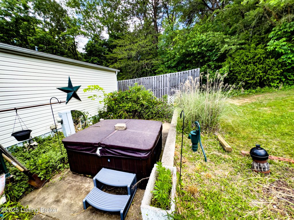 Photo of 1073 Post-Tousey Rd, Caneyville, KY 42721 (MLS # 1704556)