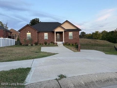 Photo of 103 Bay Ct, Bardstown, KY 40004 (MLS # 1711930)