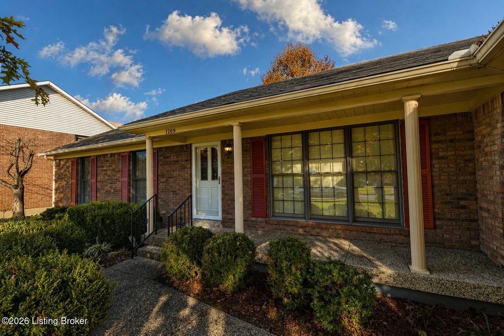 Photo of 7209 Old N Church Rd, Louisville, KY 40214 (MLS # 1715497)
