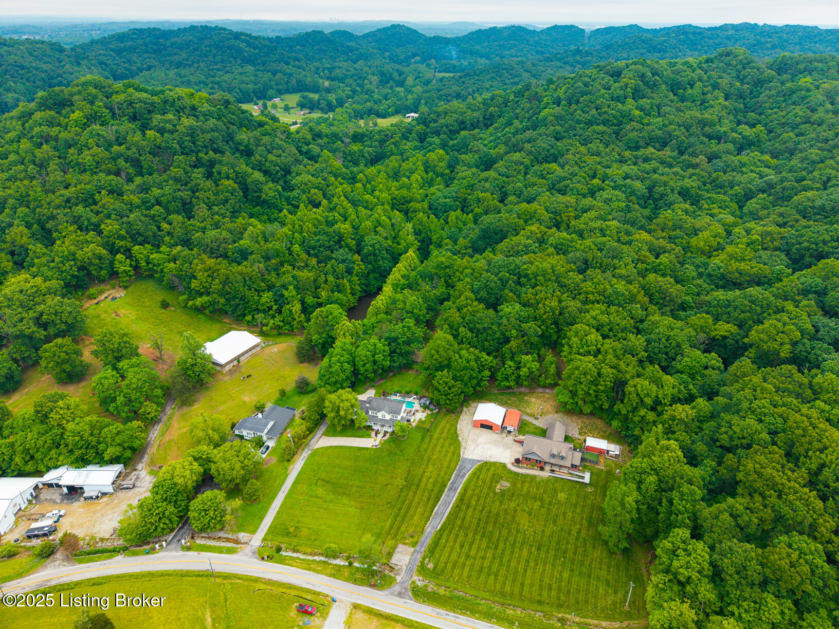 4011 Serendipity Ln, Louisville, Pennsylvania image 21