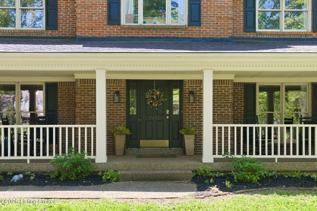 Photo of 7412 Cambridge Dr, Crestwood, KY 40014 (MLS # 1715448)