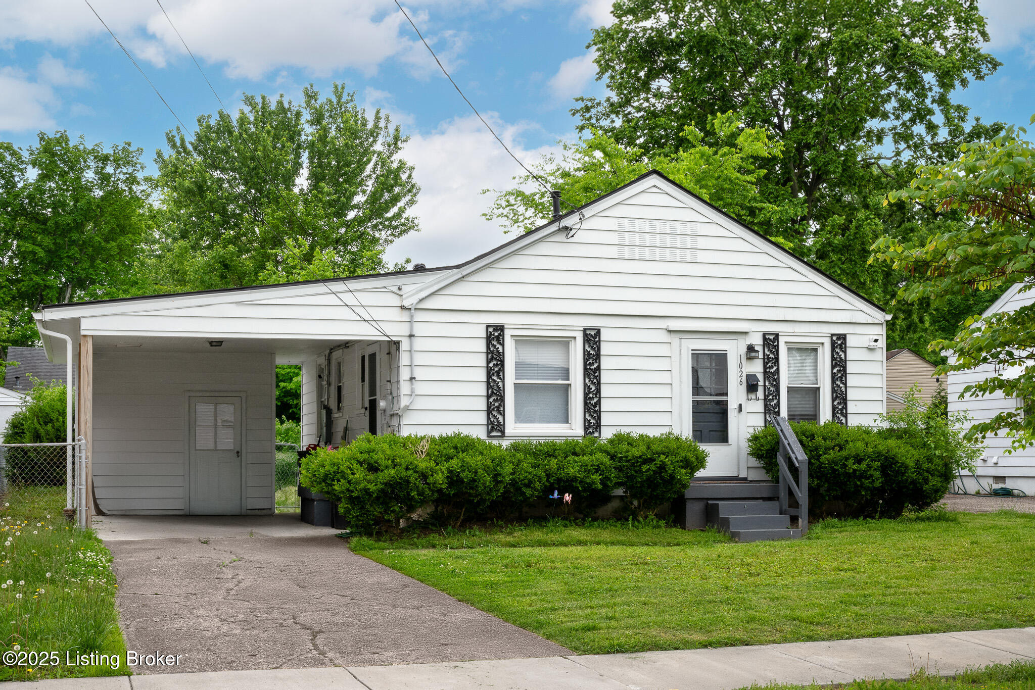 1026 Navaho Pl, Louisville, Kentucky image 1