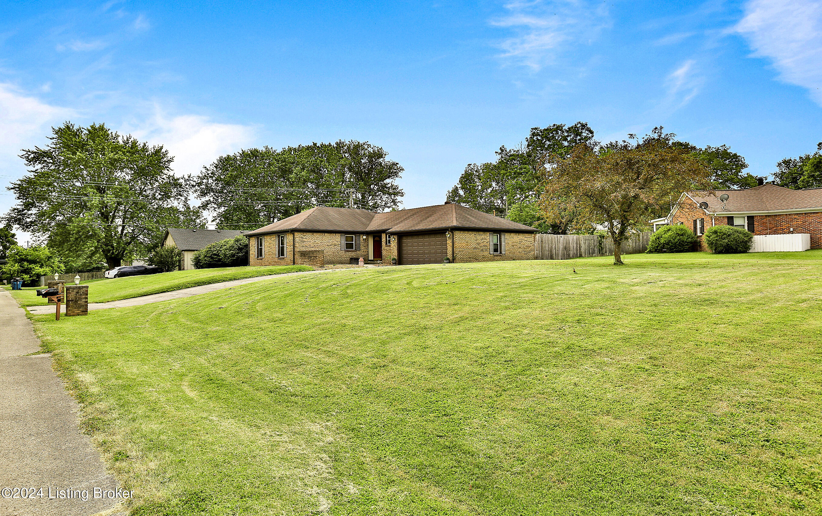 197 Longview Dr
