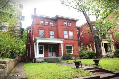 Photo of 500 W ORMSBY Ave, Louisville, KY 40203 (MLS # 1702269)