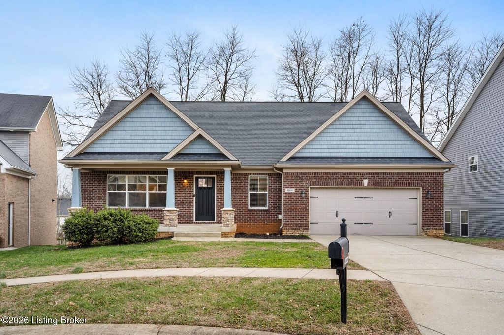 Photo of 4000 Emerald Spring Pl, Louisville, KY 40245 (MLS # 1712243)
