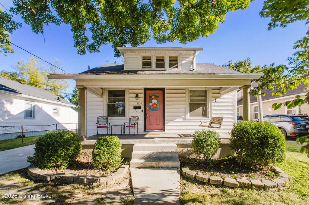 Photo of 3034 University Rd, Louisville, KY 40206 (MLS # 1730725)