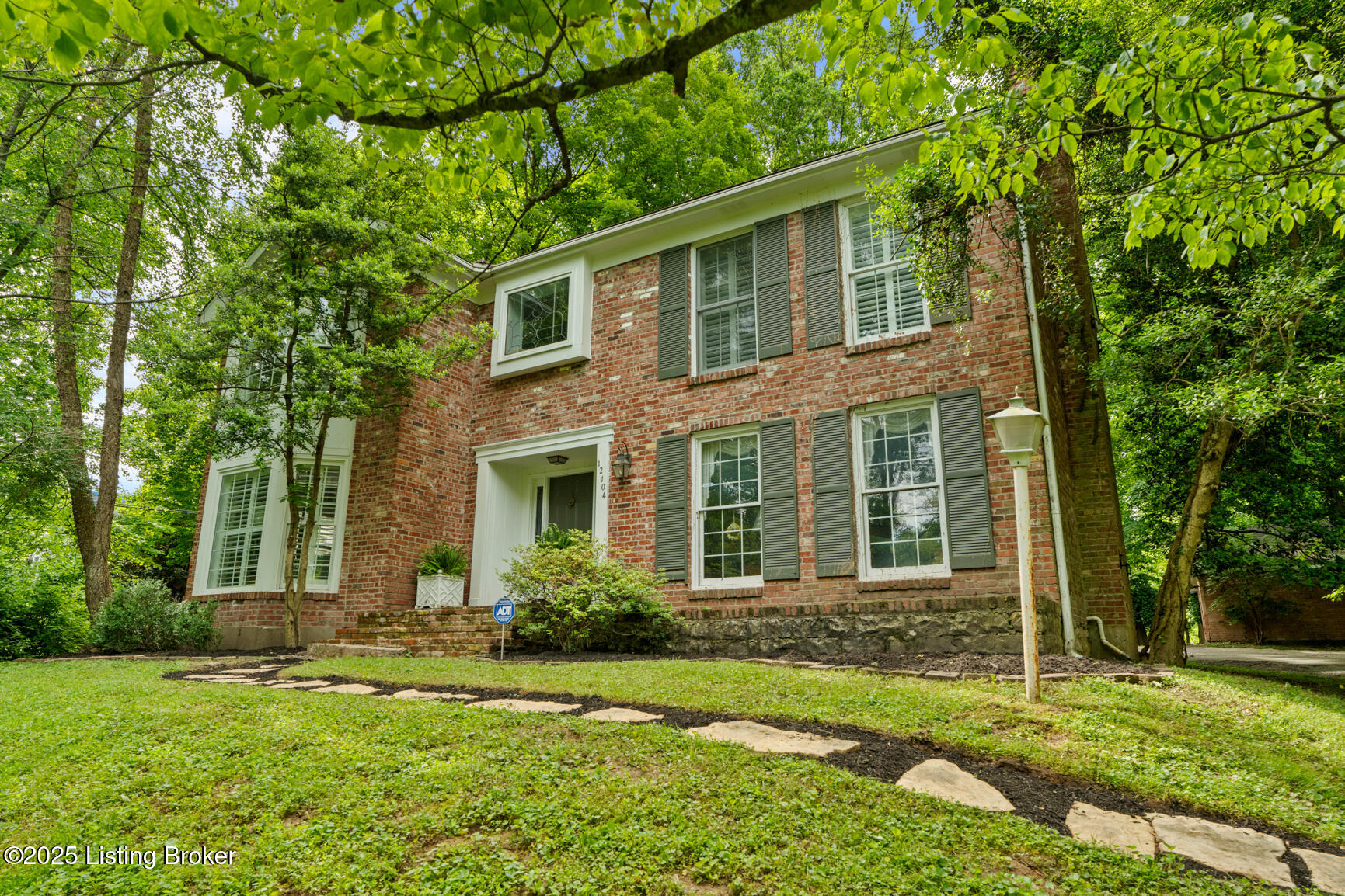12104 Locust Ln, Anchorage, Pennsylvania image 5