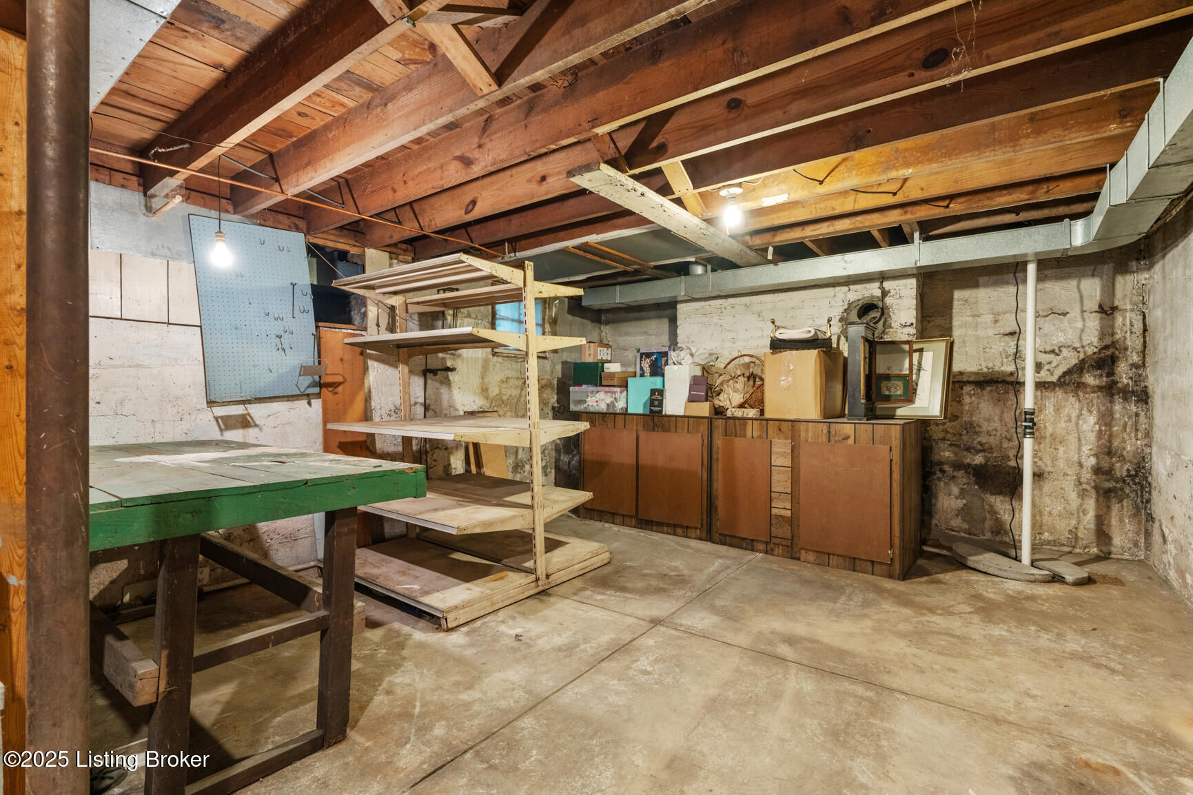 12104 Locust Ln, Anchorage, Pennsylvania image 47