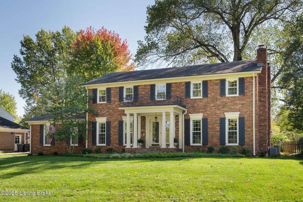 Photo of 3116 Runnymede Rd, Louisville, KY 40222 (MLS # 1706433)