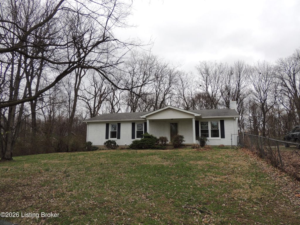 Photo of 105 Andrea Ct, Bardstown, KY 40004 (MLS # 1710986)