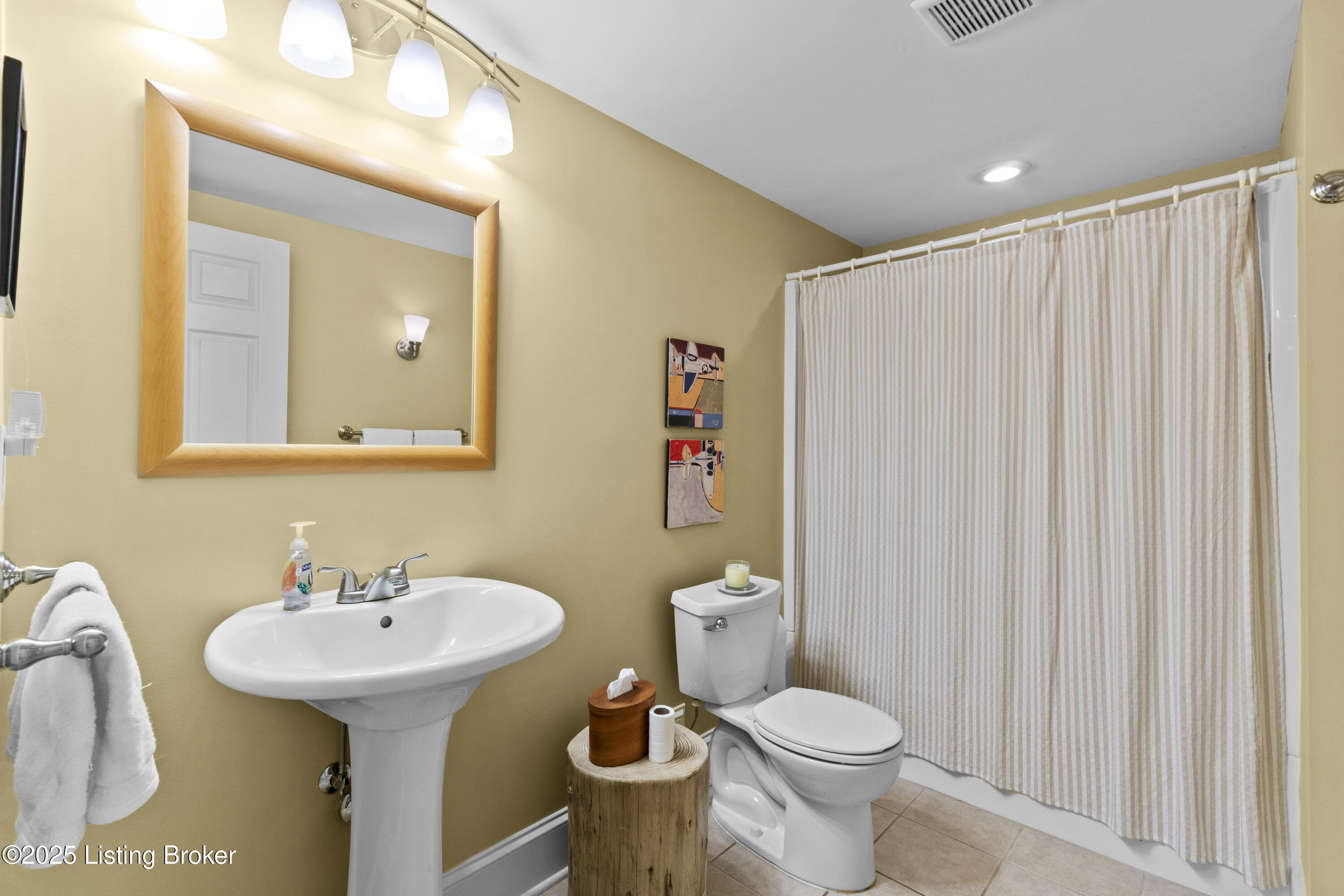 10606 Kings Crown Dr, Prospect, Kentucky image 41