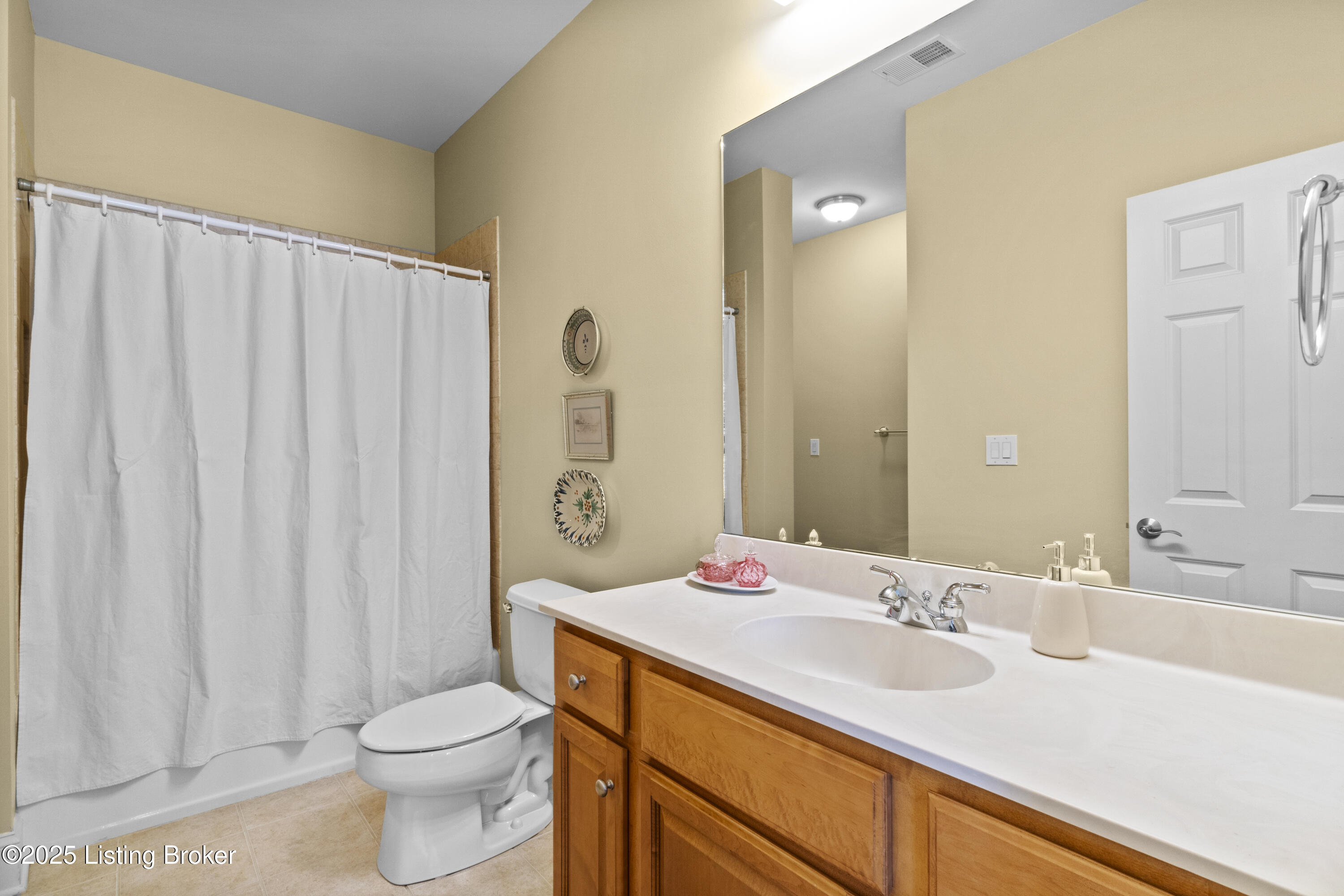 10606 Kings Crown Dr, Prospect, Kentucky image 32