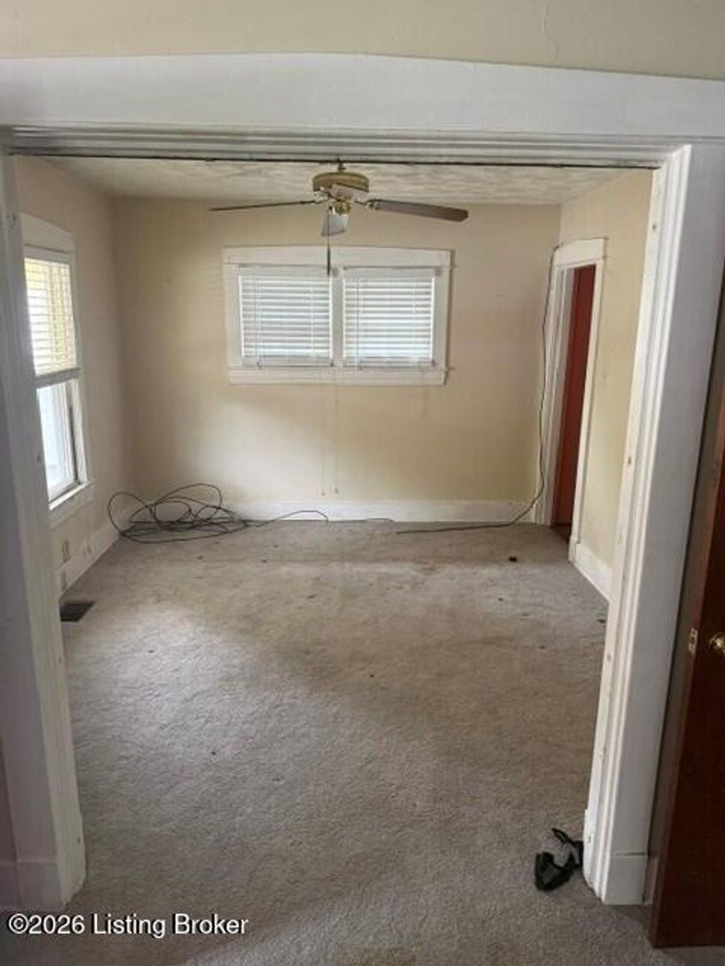 Photo of 3617 Del Park Terrace, Louisville, KY 40211 (MLS # 1716770)