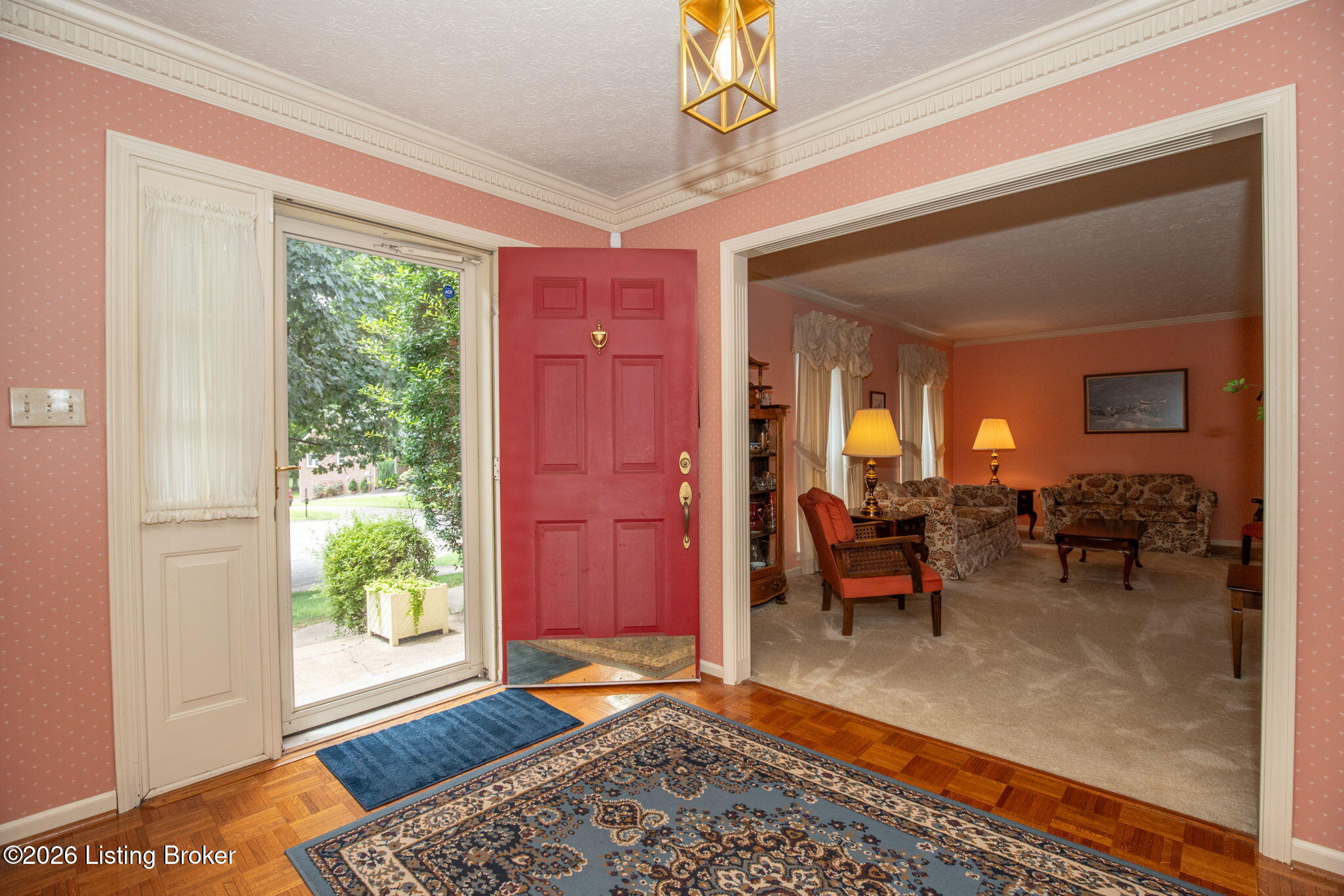 9113 Holly Springs Ct