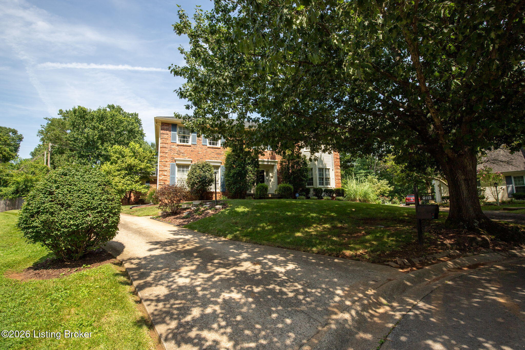 9113 Holly Springs Ct