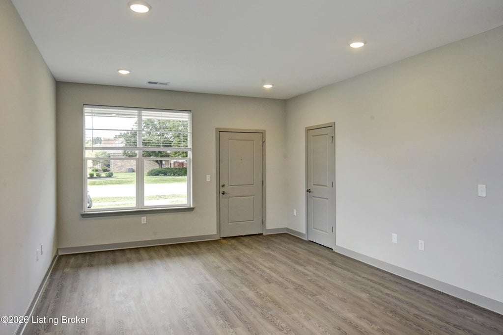 Photo of 11701 Longevity Ln, Louisville, KY 40272 (MLS # 1727029)