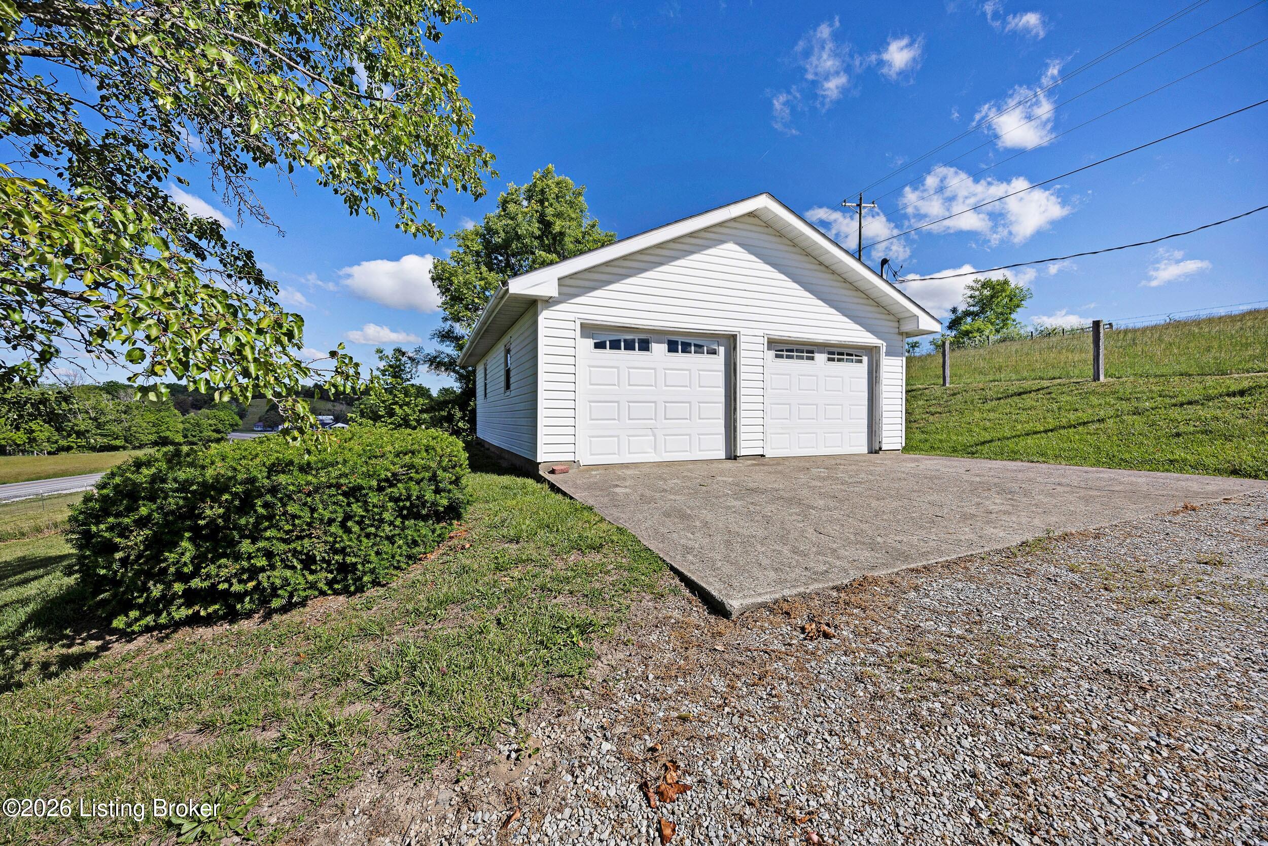 3999 N Loretto Rd