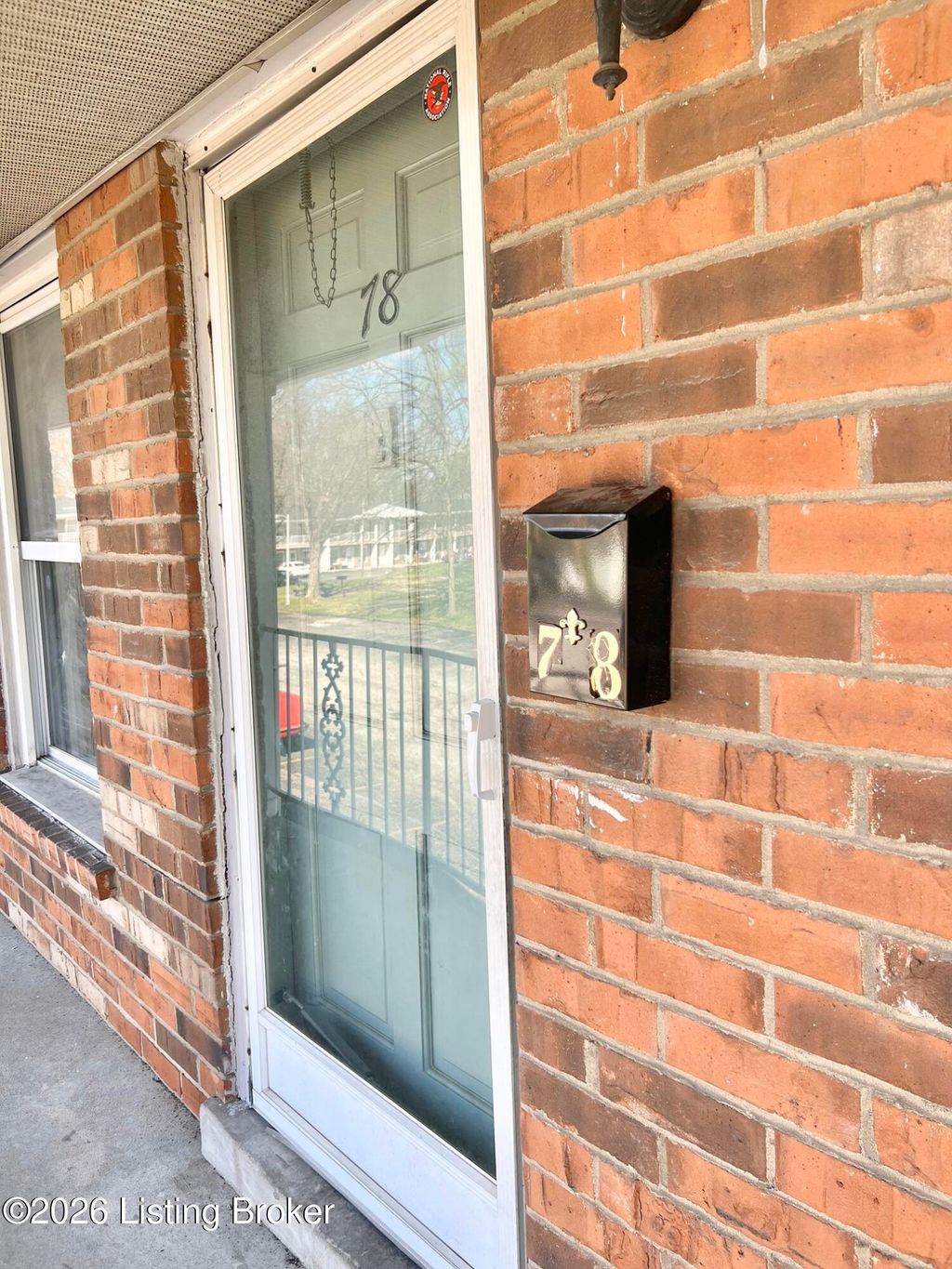Photo of 4501 S 6th St #APT 78, Louisville, KY 40214 (MLS # 1709095)