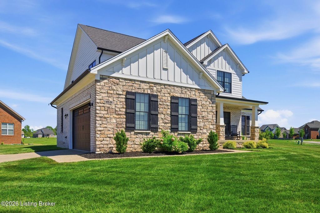 Photo of 11531 Angel Falls Dr, Prospect, KY 40059 (MLS # 1715314)