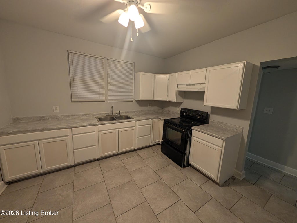 Photo of 705 Iowa Ave, Louisville, KY 40208 (MLS # 1729521)