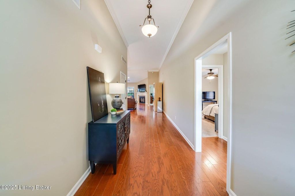 Photo of 10013 Cedar Garden Dr, Louisville, KY 40291 (MLS # 1706869)