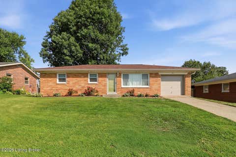 Homes For Sale - 634 Pennsylvania Ave<br/> Sellersburg, IN 47172