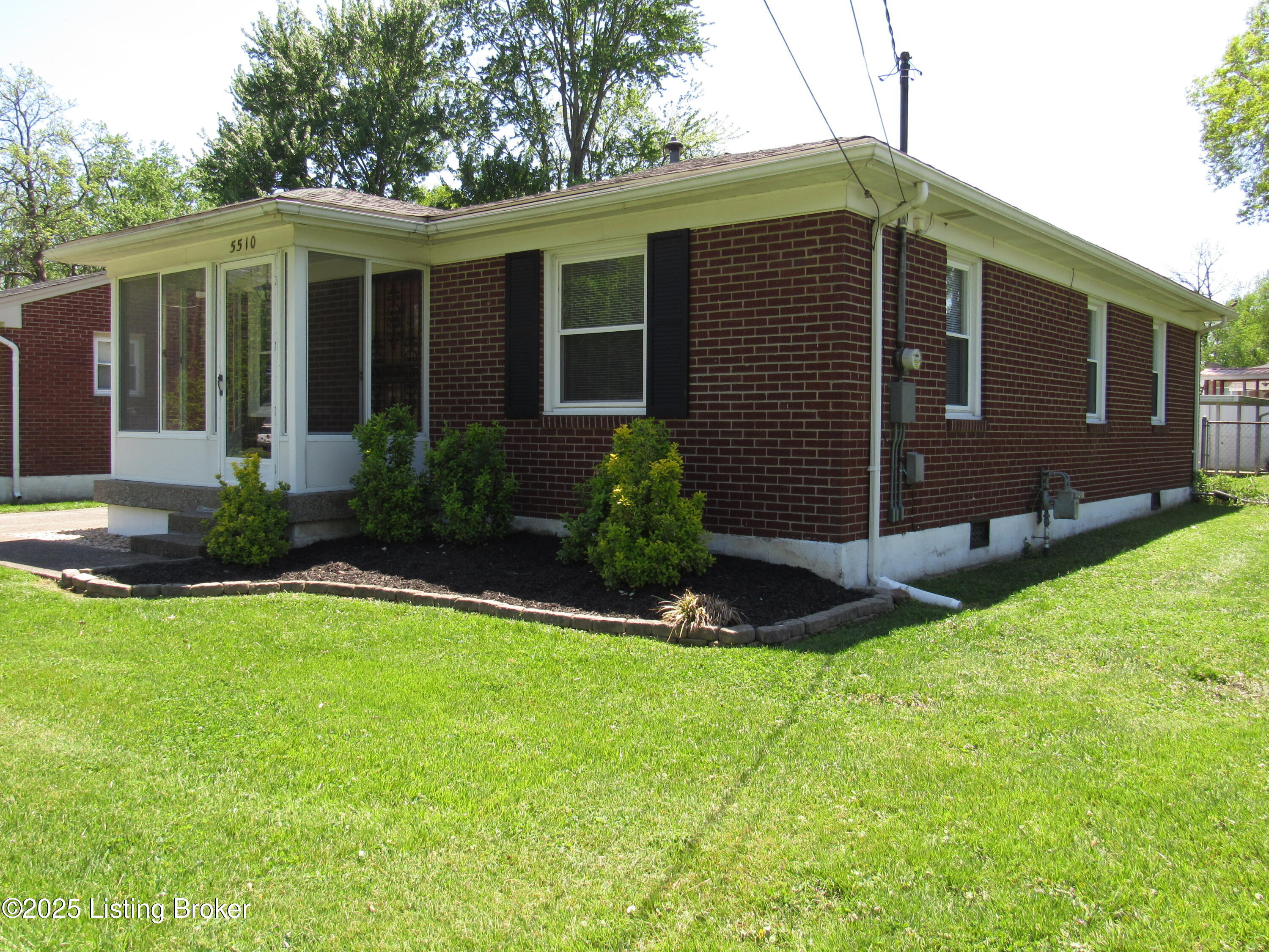 5510 Innwood Dr, Louisville, Kentucky image 2